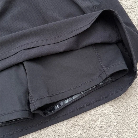 Athleta Action Skort in Dobby 14.5” - Picture 4 of 4